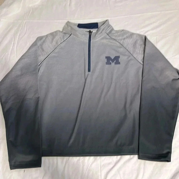 Michigan Wolverines Colosseum 1/4 zip pullover Medium - Picture 1 of 6